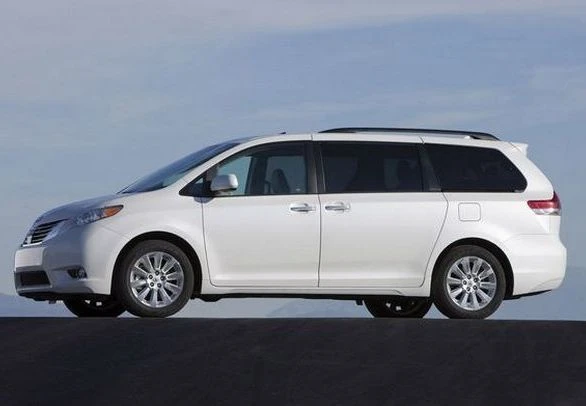 2014 TOYOTA SIENNA PROBLEME